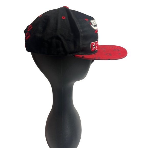 Chicago Bullies NBA Red and Black Snapback Hat - Picture 5 of 11